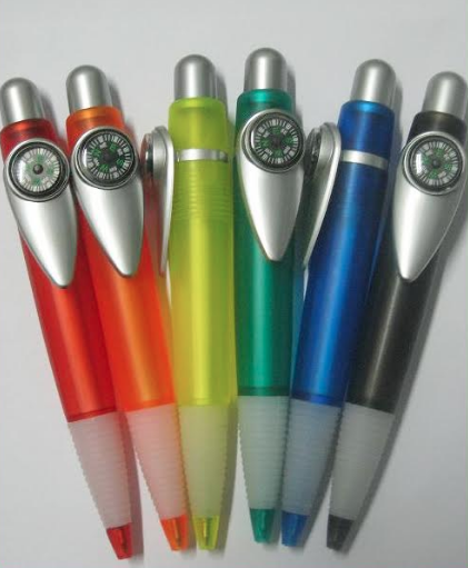 Wacky and Wow! | Pen Compass - 2 